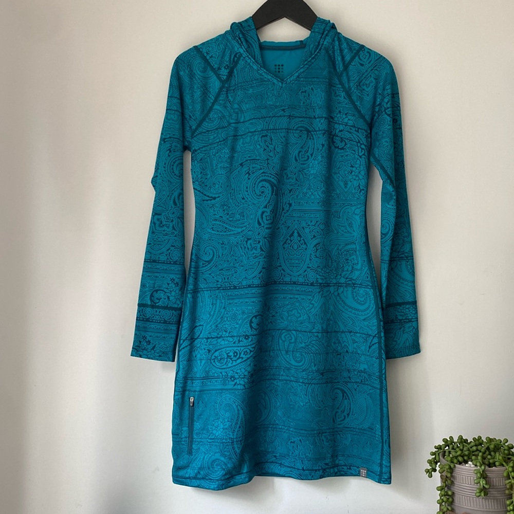 Title Nine Blue Paisley Mercury Dress